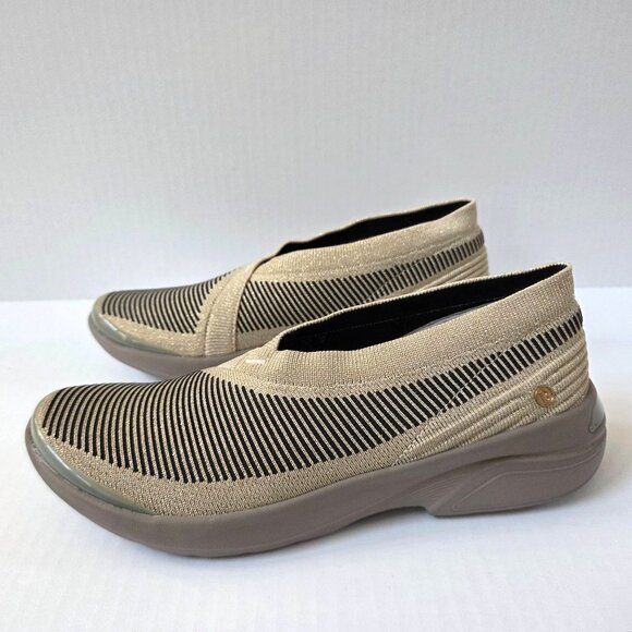 Bzees Shoes Womens 9 Metallic Gold Stripe Outburst Slip-On Knit Comfort Loafers - Picture 1 of 11